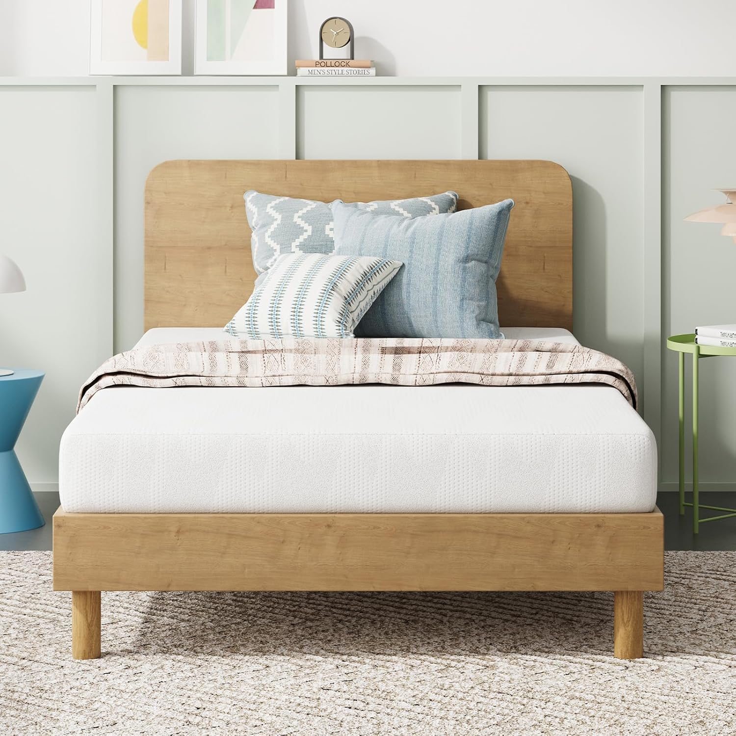 Novilla 12 Inch Queen Mattress in a Box, Gel Memory Foam Queen Size Bed Mattress for Cooling Night Sleep, Comfort Sleep & Pressure Relief, CertiPUR-US Certified,White