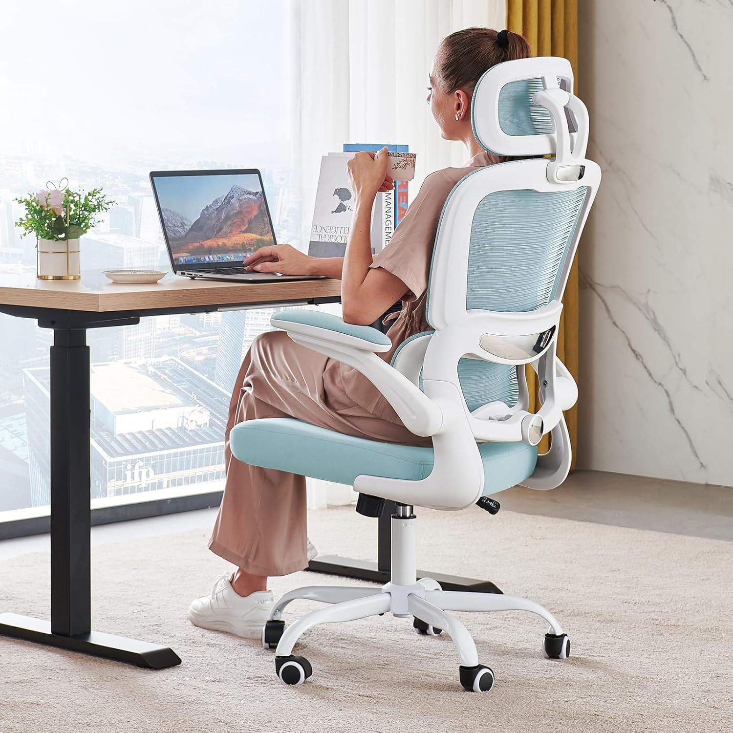 Office Chair Ergonomic Desk Chair 330 lbs Home Mesh Desk Chair Comfortable Gaming Chair