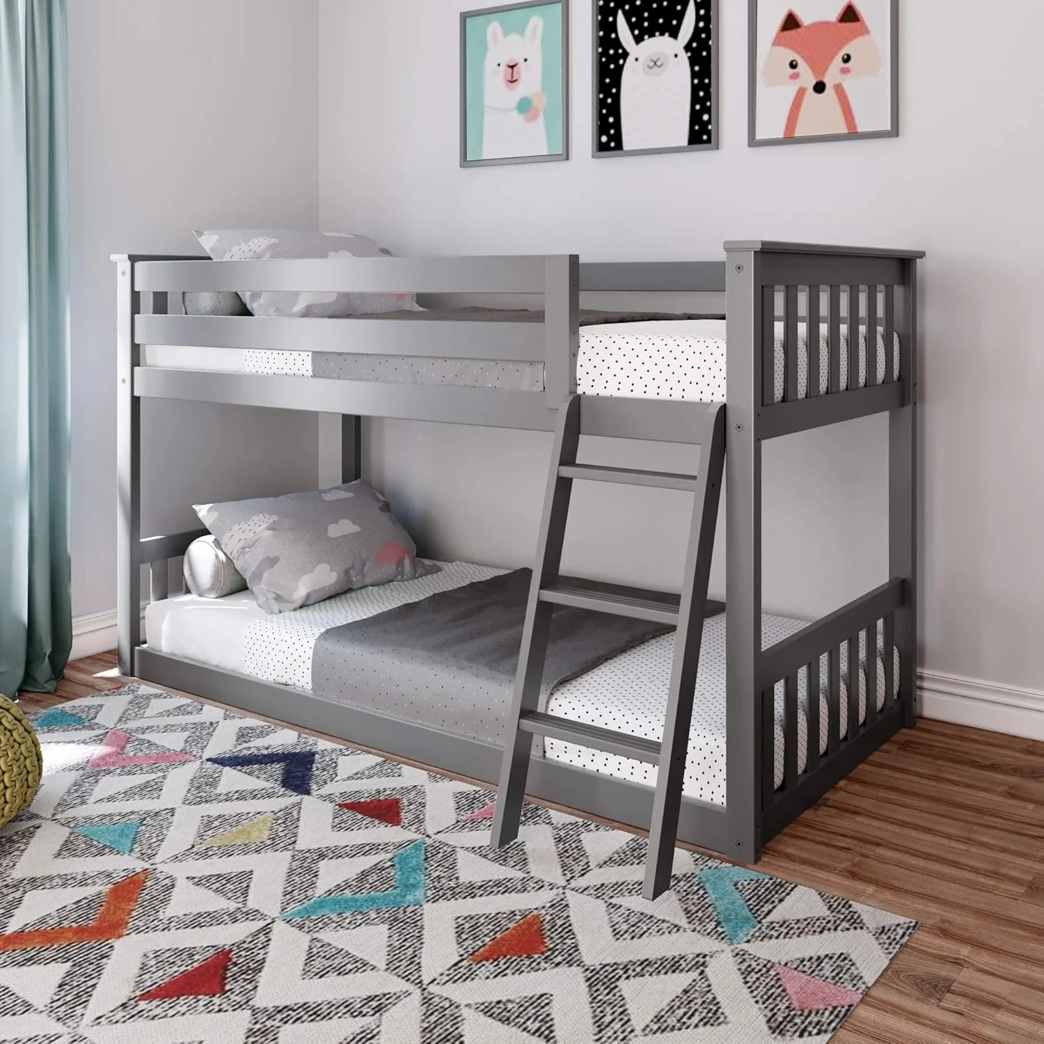 Max & Lily Fundamental Twin Low Bunk Bed Kids Solid Wood Modern Bed Frame Strong Wooden Slats