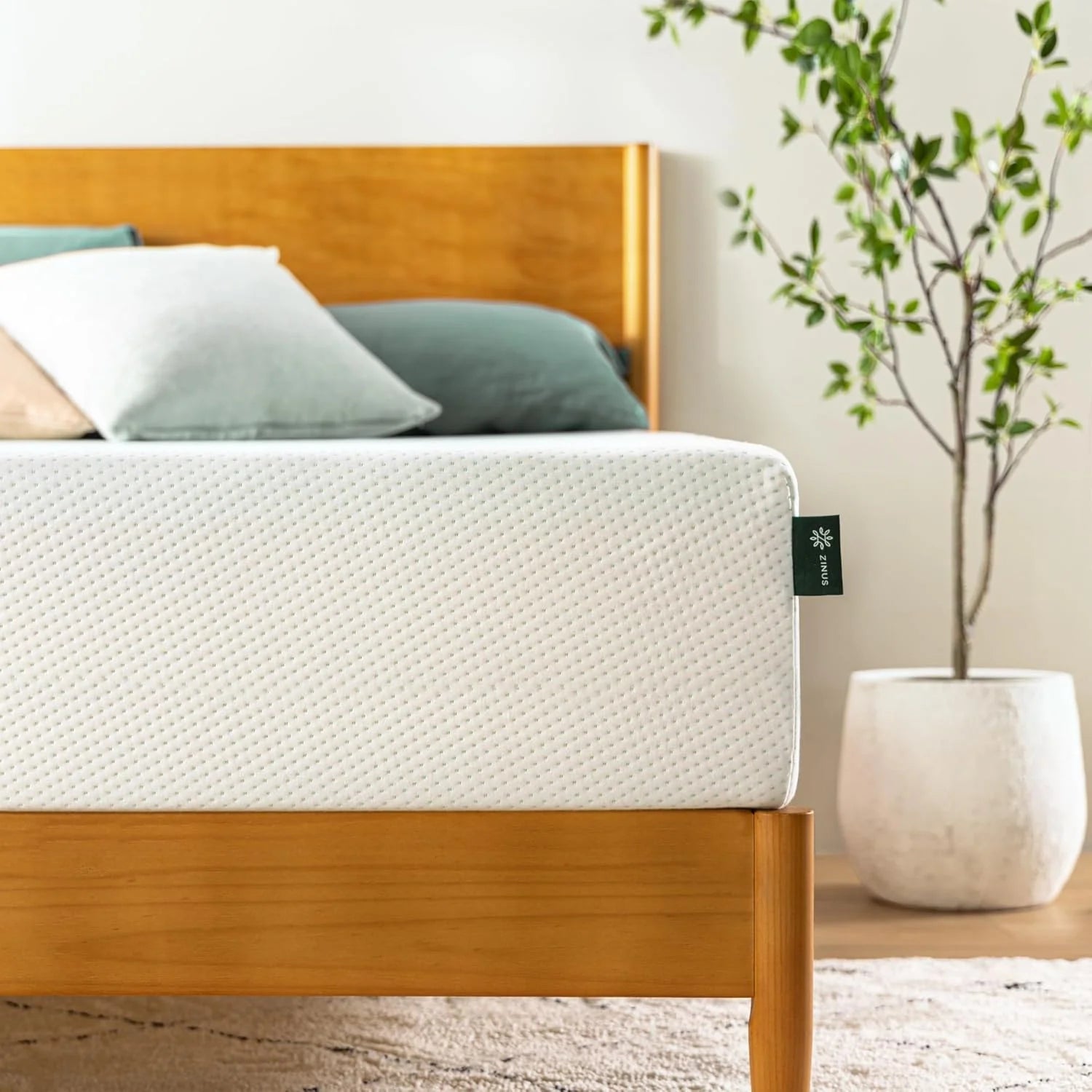 Zinus Lumbar+ Premium 14 Inch Memory Foam Mattress, Lumbar Support, Targeted Pressure Relief, Cooling Gel and Green Tea, Cool-to-The-Touch Cover, Medium Firm Feel, CertiPUR US Certified, King